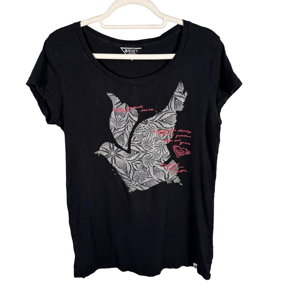 Roxy Black and Pink Graphic Tee Size XL Casual Streetwear Surf Skater Beachwear